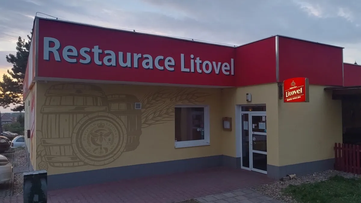 Budova Restaurace Litovel v Bučovicích